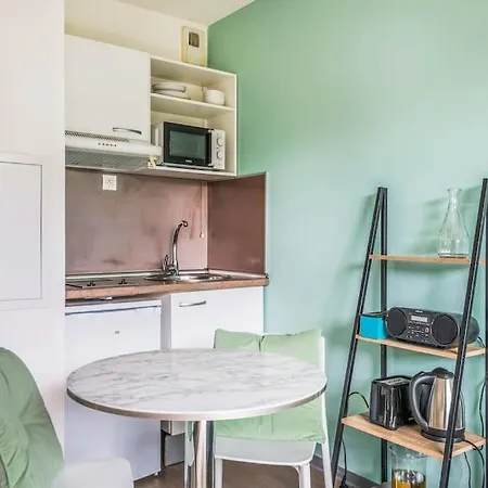 Superbe Studio Terrasse Proche Bordeaux شقة تالينس